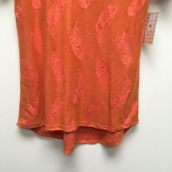 LulaRoe Orange Feather Print Scoop Neck Short Sleeve Jacquard Classic T-Shirt XS - Picture 3 of 8